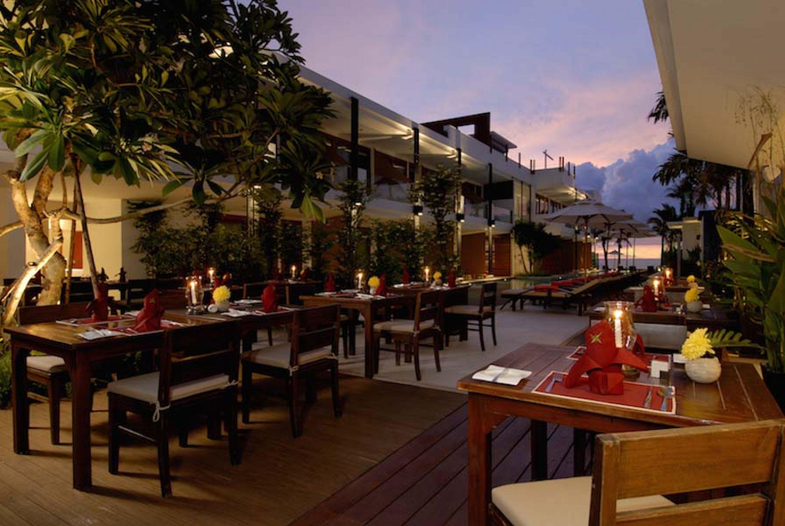 La Flora Resort Patong - Sha Extra Plus Екстериор снимка