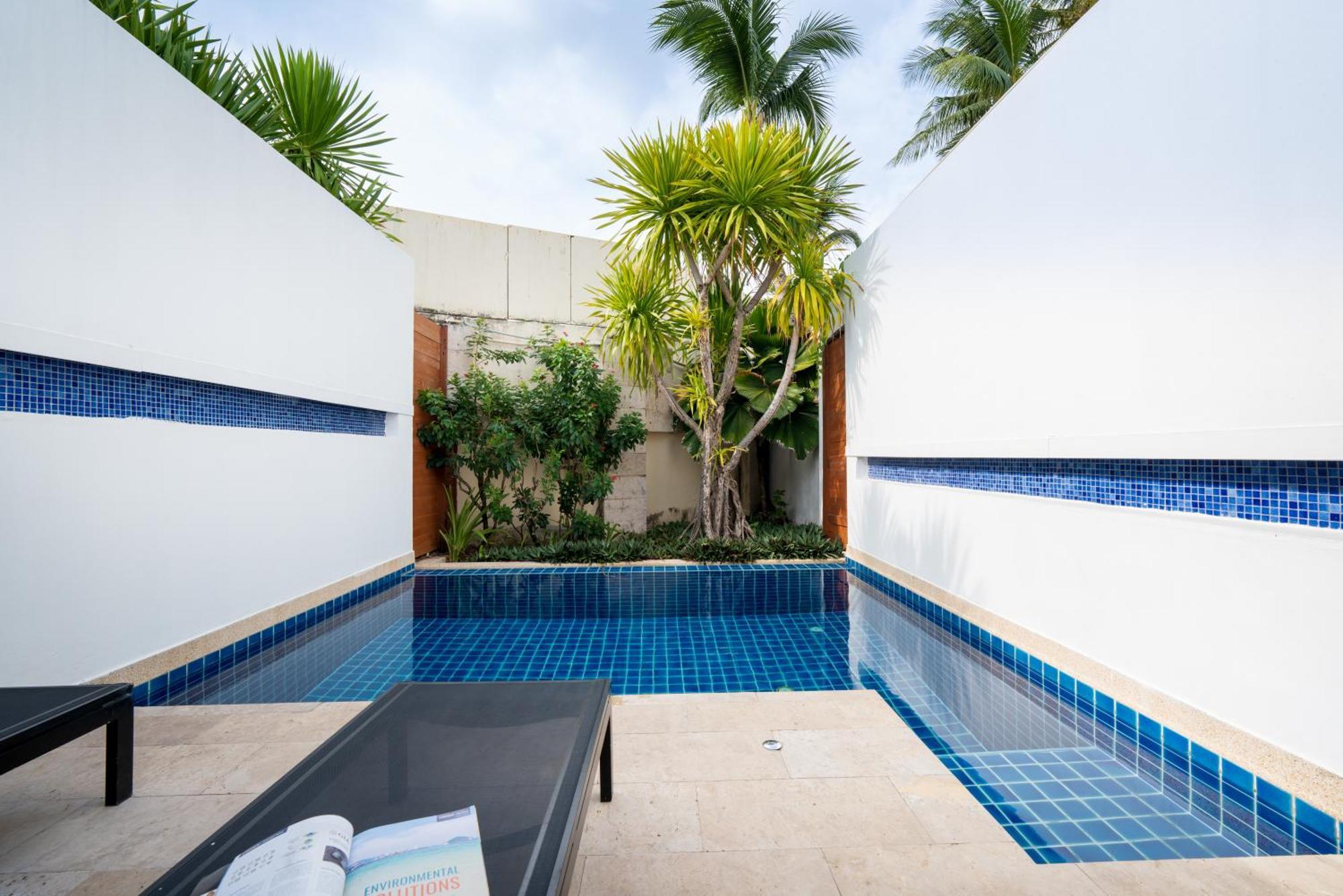 La Flora Resort Patong Екстериор снимка